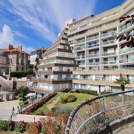 Studio Judith - Dinard Plage Bagian luar foto